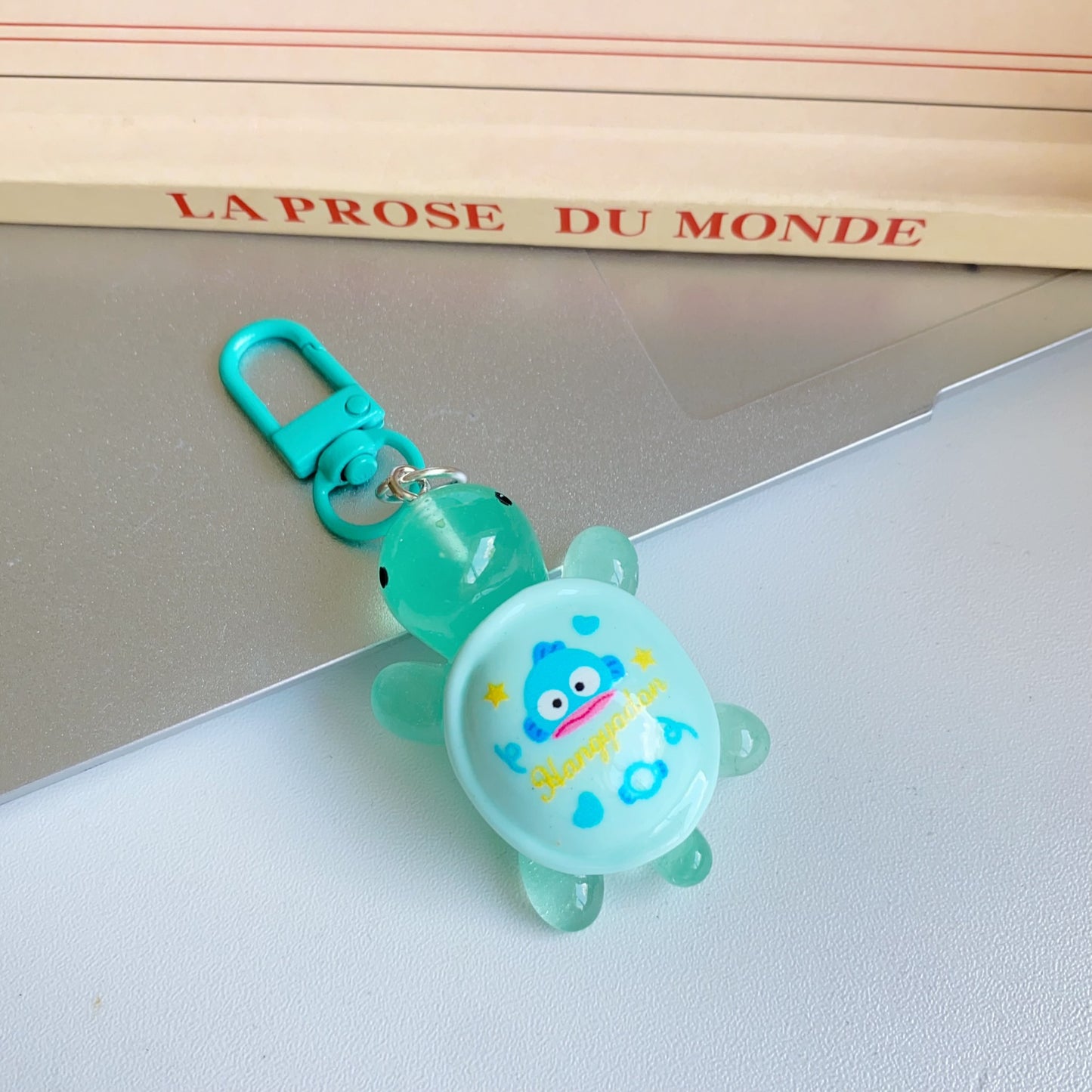 Luminous Sanrio turtles keychain